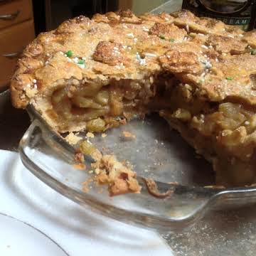 DEEP DISH IRISH CREAM DREAM APPLE PIE