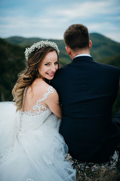 Fotografo di matrimoni Csongor Menyhárt (menyhart). Foto del 8 ottobre 2018