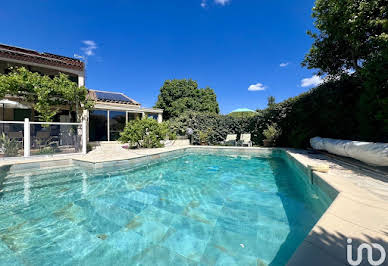 Maison avec piscine et terrasse 14