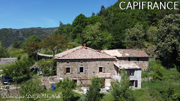 maison à Saint-Maurice-en-Chalencon (07)