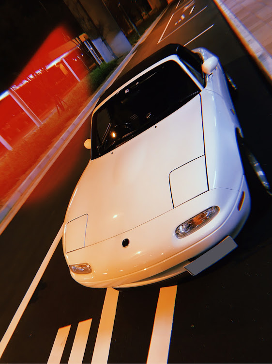 ロードスターのロードスター ・NA8C・神戸空港に関するカスタム事例の投稿画像2枚目