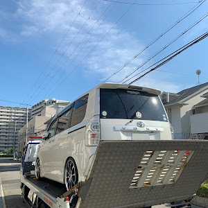 ヴォクシー ZRR70W