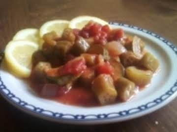 Middle Eastern Okra and Zucchini in Tomato Sauce