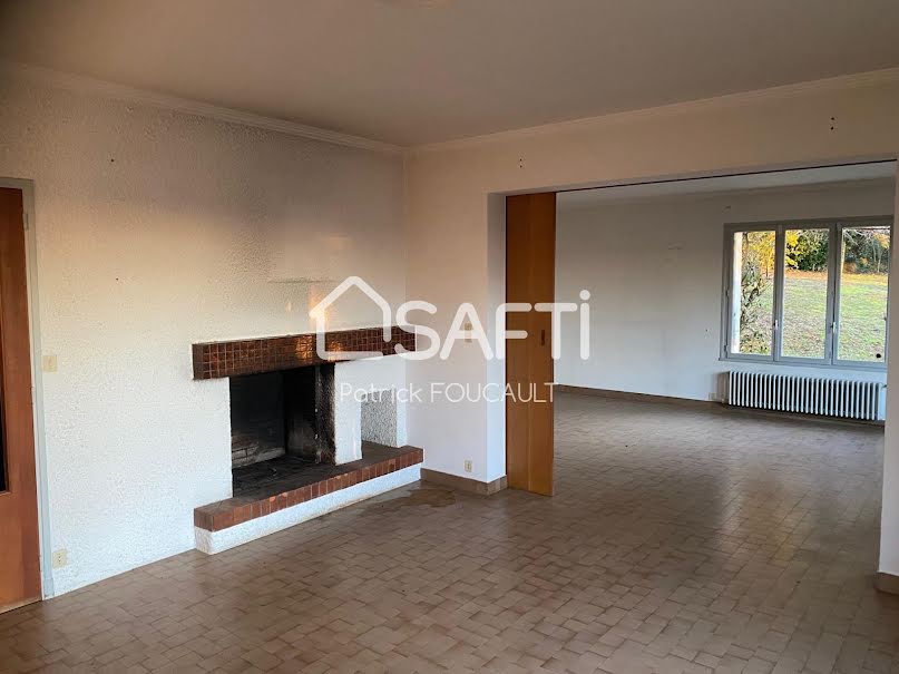 Vente maison 11 pièces 268 m² à Buxerolles (86180), 315 500 €