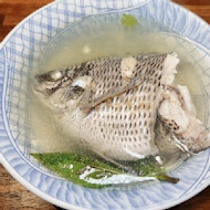 以馬內利鮮魚湯