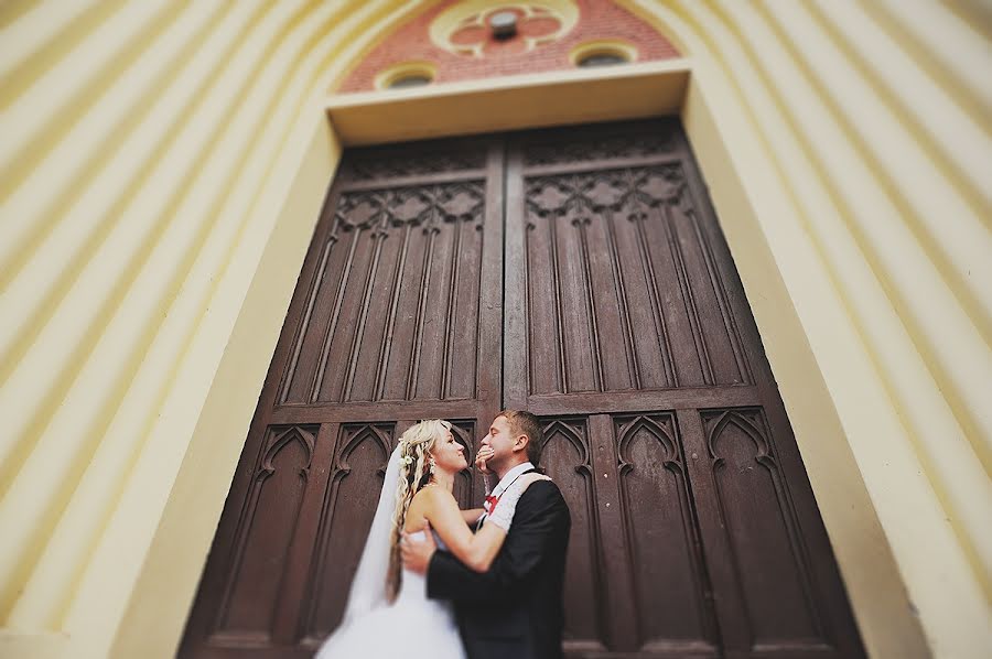 Nhiếp ảnh gia ảnh cưới Vasil Kashkel (basyl). Ảnh của 1 tháng 11 2012
