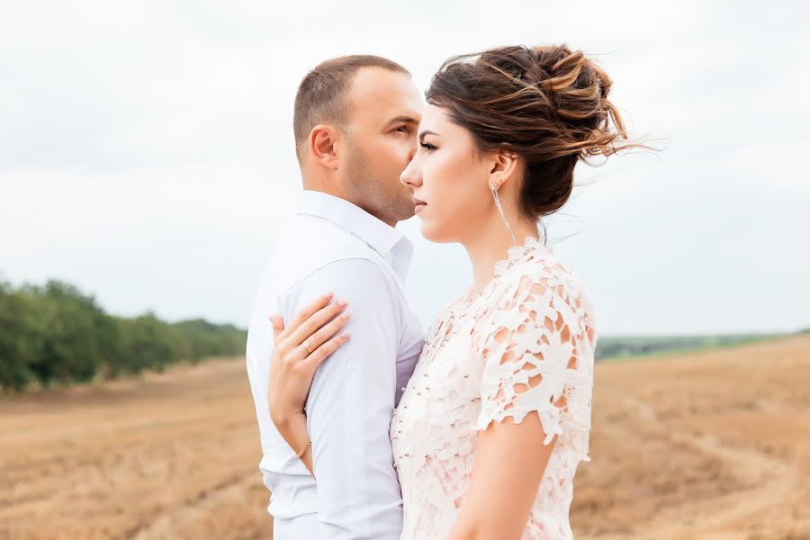 Wedding photographer Viktoriya Bestuzheva (bestuzheva). Photo of 14 August 2020