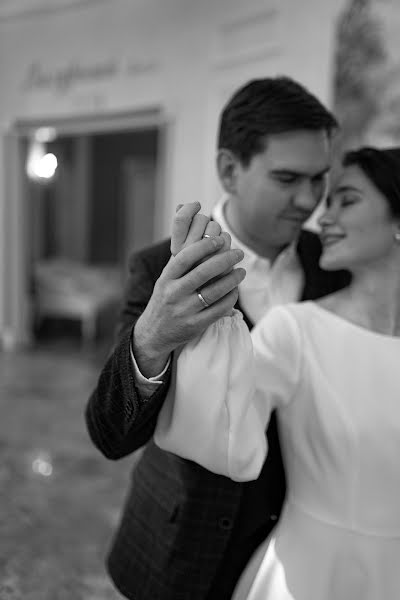 婚礼摄影师Diana Andreeva（bikmulina）。2021 11月26日的照片