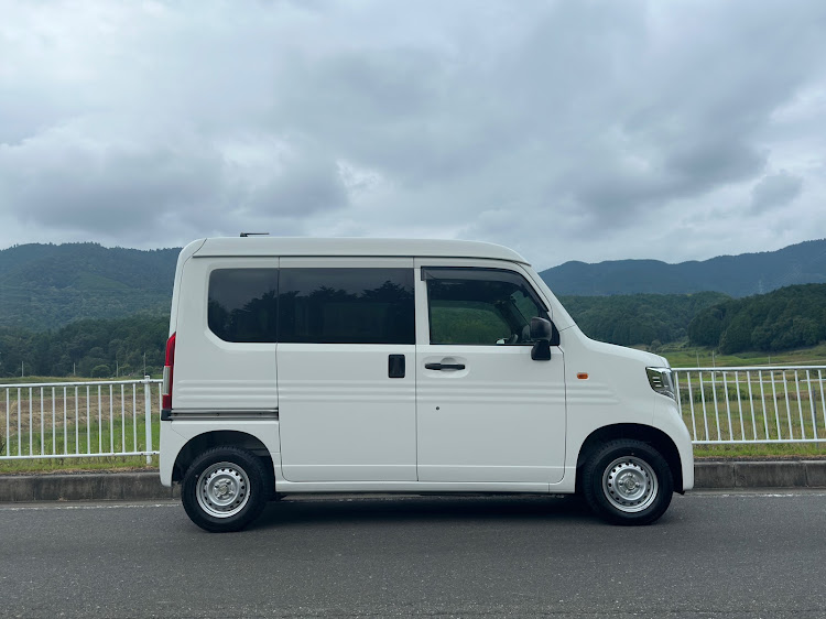 N-VANのいつもイイネ&コメントありがとうございます🙇‍♂️・新しい相棒よろしく！・初の軽バン・どノーマルに関するカスタム事例の投稿画像3枚目