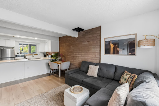 Apartment 5