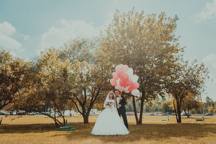 Fotografer pernikahan Anton Pakhomov (pahomov). Foto tanggal 17 Mei 2015