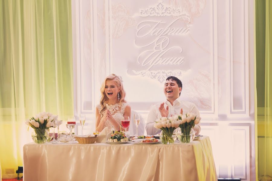 Fotógrafo de bodas Aleksandr Sotnikov (sotnikovpro). Foto del 7 de abril 2017