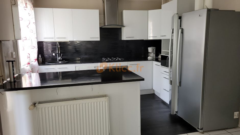 Vente maison 4 pièces 70 m² à Goderville (76110), 166 000 €