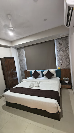 Gallery image 9
