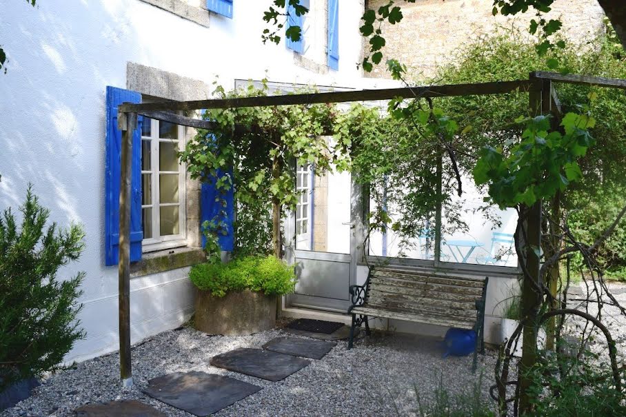 Vente maison 8 pièces 195 m² à Locmalo (56160), 194 750 €