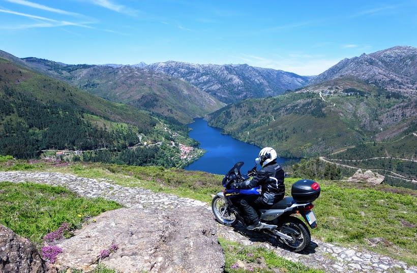 Um canto do Parque Nacional da Peneda-Gerês KTGXvuz9y2u3XMIn7d1k-_LwLFwhxIpn2BFPYHcqa2ks1w0Bpek1C5FltzxodpgrzNl-pcbIiiBCZxfpPqApWY3m4lTJvYWWK5DyuHkh7hTz8bRnpt44ICBTsYgrC94ojP67HaxNkjCS_yDgvUmV6R5xqgyNwMN3NYPvXwMqUSIHzBu47Gd6LBHAU7iPOJtqWn6NlFupDl1kf2XobESn5FcHY02ZSTX_qbfaQuJQJzLY-IjyBy2NiblHSeSibkbIuU-nNEw8QOn24ErFOjPIF2rldNcJ9NqIGPG2EB4FUJcmDTcICjzzAmCWWT-z00eyW0PluiWEashbIWnKTbvnGMj059z3tClKIkemYkp2SCaBgGi6YxEmPpDAASesyL6DoVGgLUt14aiu90KOp6ge-KKF0aYBjkCq_RSc_A_kp-JOon1iNrmkI7XFm5gZORhX-_p_lf4o4q2wI2gYAwHbis6_-4w_WsdCNpcWTpMfFVdS9b9Su98BfZXYxoq4I2Q7oaWB4tWvnR4et6Jkyu4XqN38OfsnGxLwmR-xlM-Jp_5sbplpN1-cQxGCyVNf1q15UFVAcSYtDWe2RKXOqKvx0IBOfhziICE=w820-h615-no