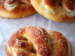 SOFT PRETZELS was pinched from <a href="http://themerrythought.com/recipes/soft-pretzels-with-spicy-cheese-sauce/" target="_blank">themerrythought.com.</a>