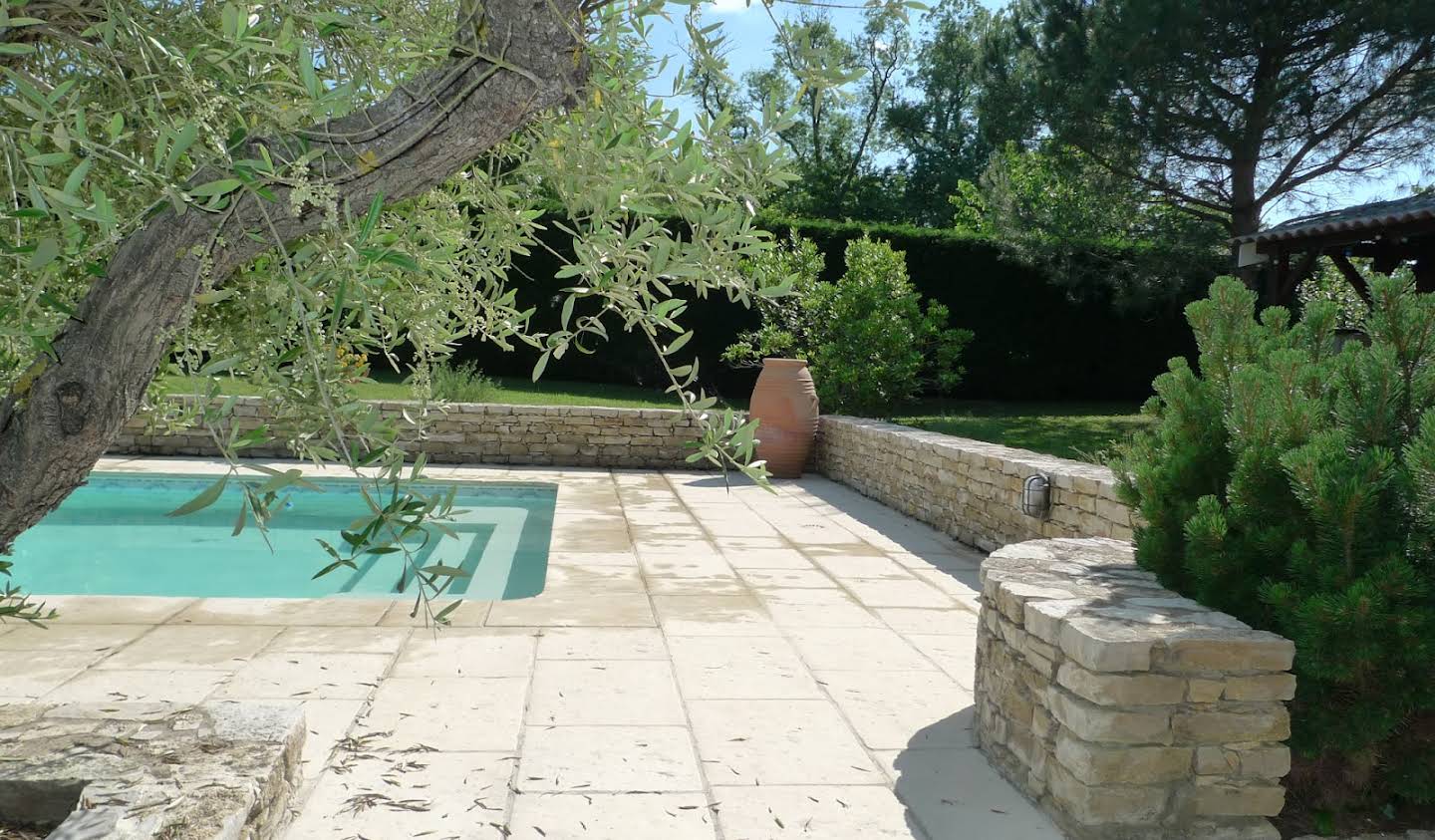 House with pool and terrace Bouliac