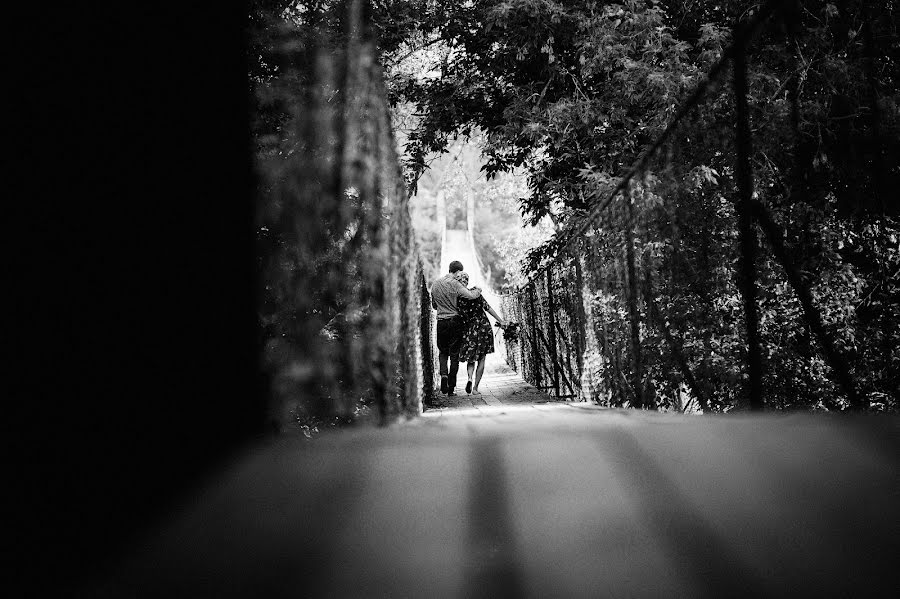 Svatební fotograf Aleksey Astredinov (alsokrukrek). Fotografie z 9.června 2015