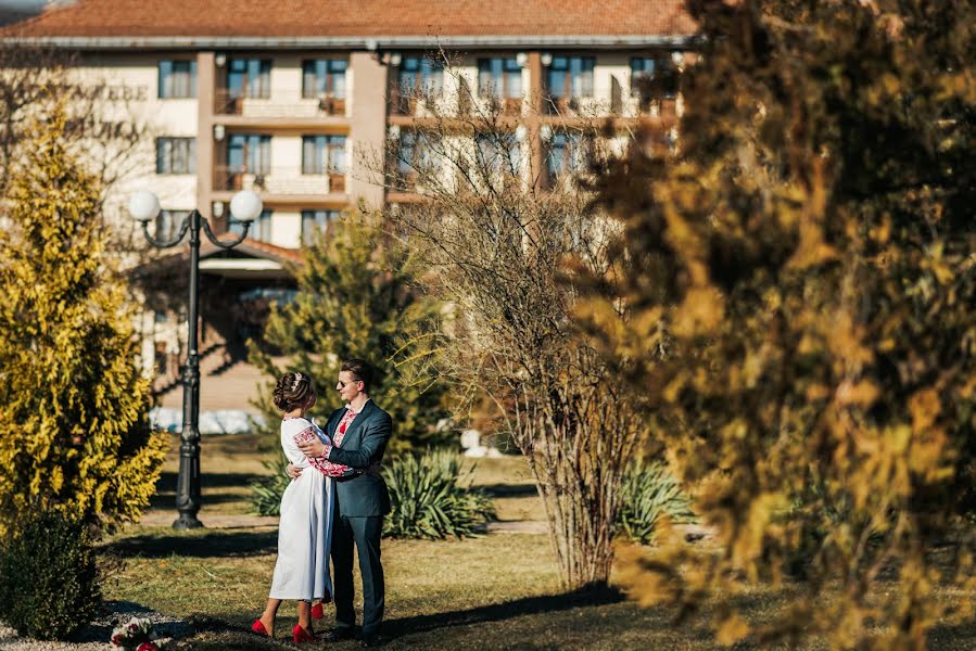 Fotógrafo de casamento Karl Geyci (karlheytsi). Foto de 1 de março 2019