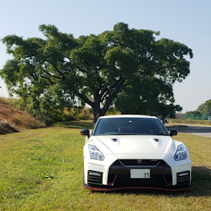 NISSAN GT-R R35