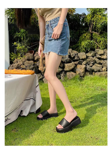 Title 6, Womens Platform Slippers European and American...