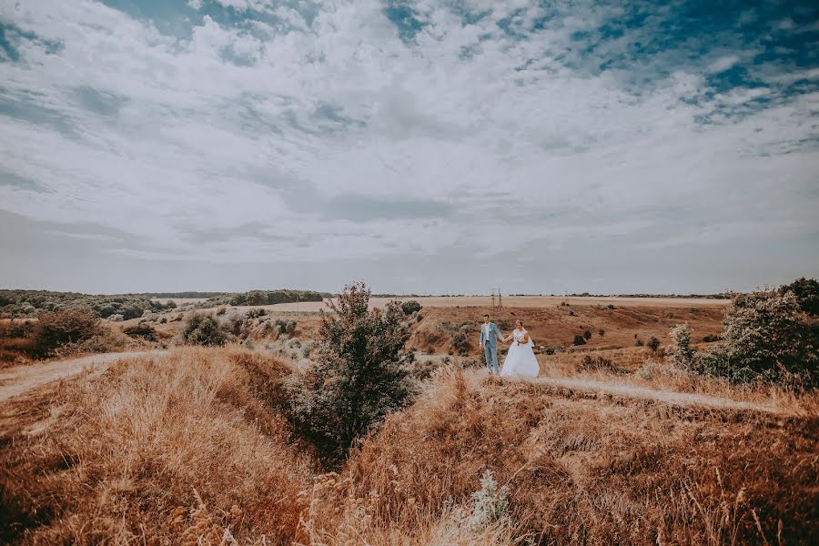 Pulmafotograaf Anastasiya Ponomarenko (staseyrozen). Foto tehtud 15 juuli 2020