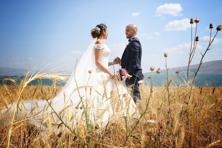 Fotógrafo de casamento Mert Uluhan (mertuluhan). Foto de 11 de julho 2020