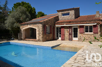 maison à Saint-Maximin-la-Sainte-Baume (83)