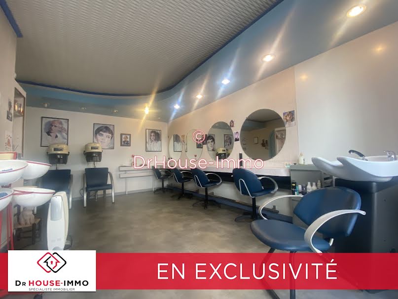 Vente locaux professionnels 4 pièces 75 m² à Valence (26000), 27 500 €