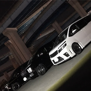 ヴォクシー ZRR80W