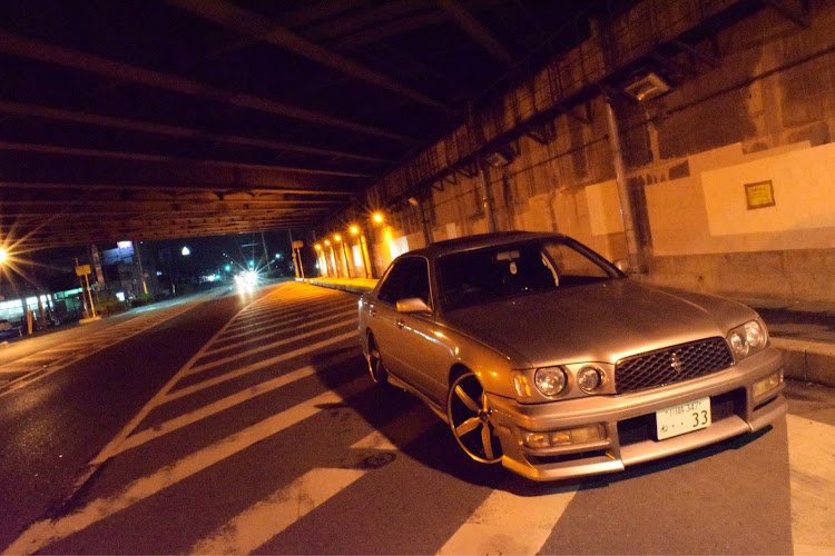 セドリックのY33・セドリック・車好き・車好きと繋がりたい・一眼レフに関するカスタム事例の投稿画像2枚目