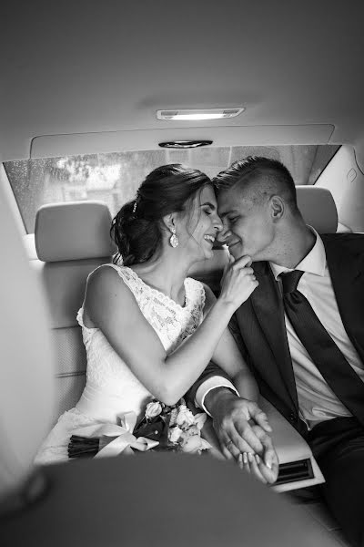 Wedding photographer Olga Bondareva (obondareva). Photo of 12 September 2017