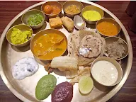 Maharaja Bhog - Premium Veg Thali photo 4