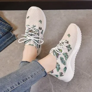 Yeni Fly Dokuma Örgü Moda Muffin Tabanlı Dolgu Topuklu Günlük Ayakkabı Kadın