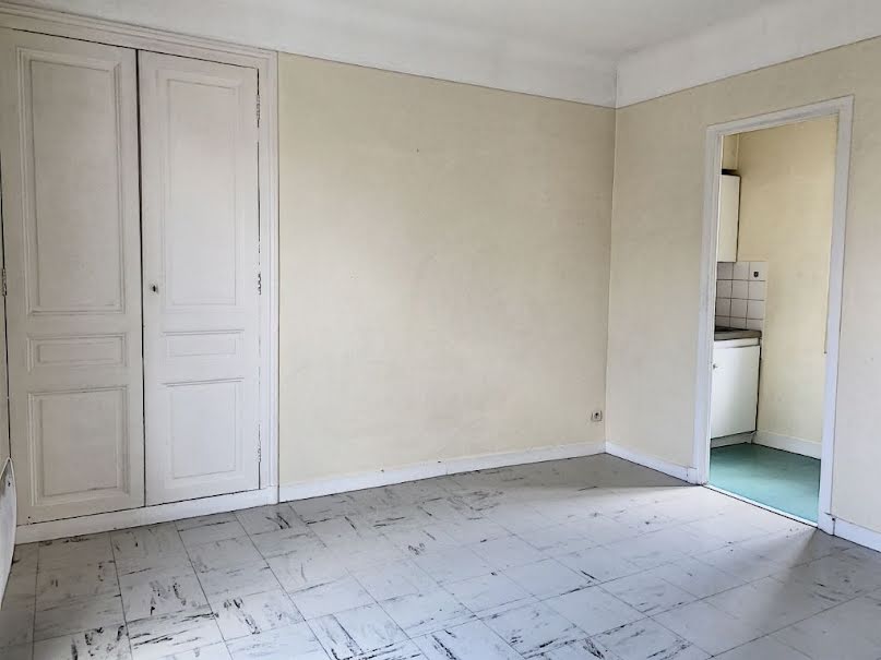 Location  appartement 1 pièce 20 m² à Tours (37000), 350 €