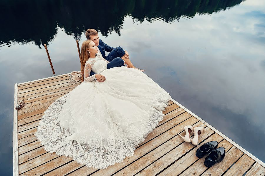 Fotógrafo de casamento Artem Likharev (katakaha). Foto de 1 de junho 2017