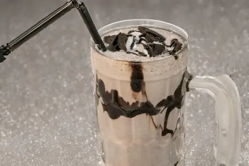 Banana Oreo Shake