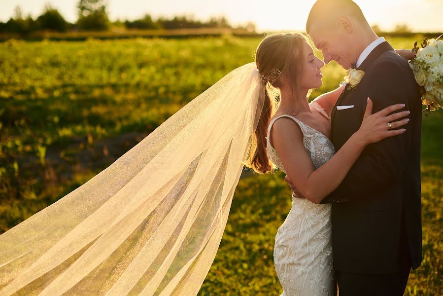 Fotografo di matrimoni Grzegorz Satoła (grzegorzsatola). Foto del 28 ottobre 2022