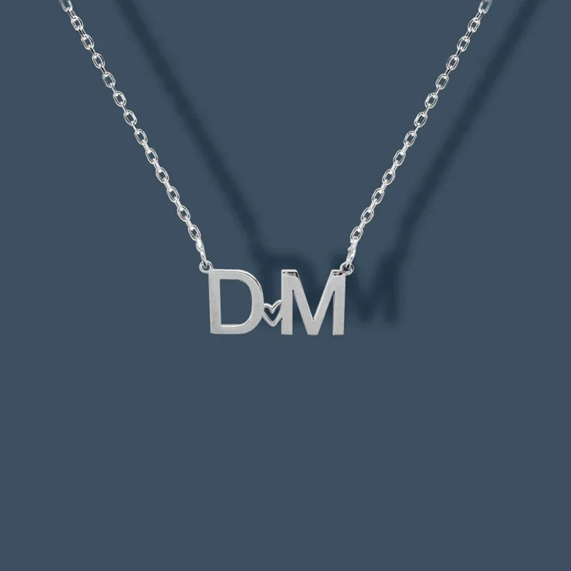 Title 11, Gepersonaliseerde letterhanger ketting, goud ve...