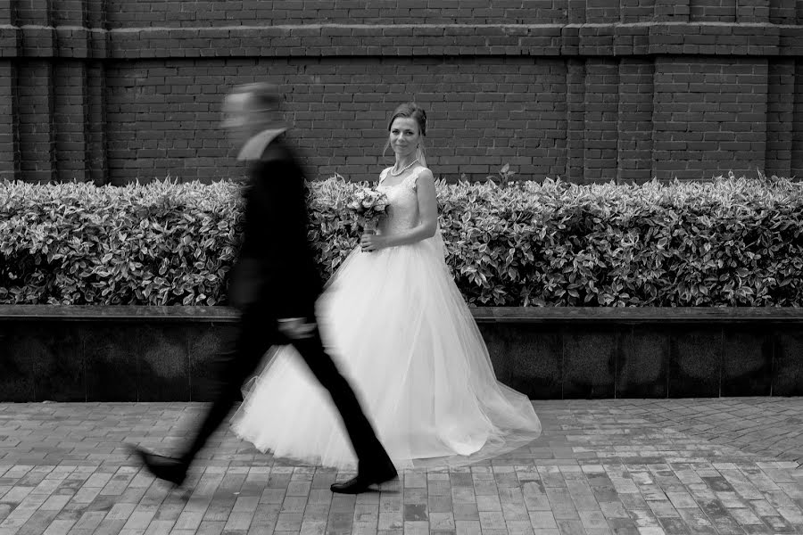 Wedding photographer Pavel Smirnov (sadvillain). Photo of 1 October 2017