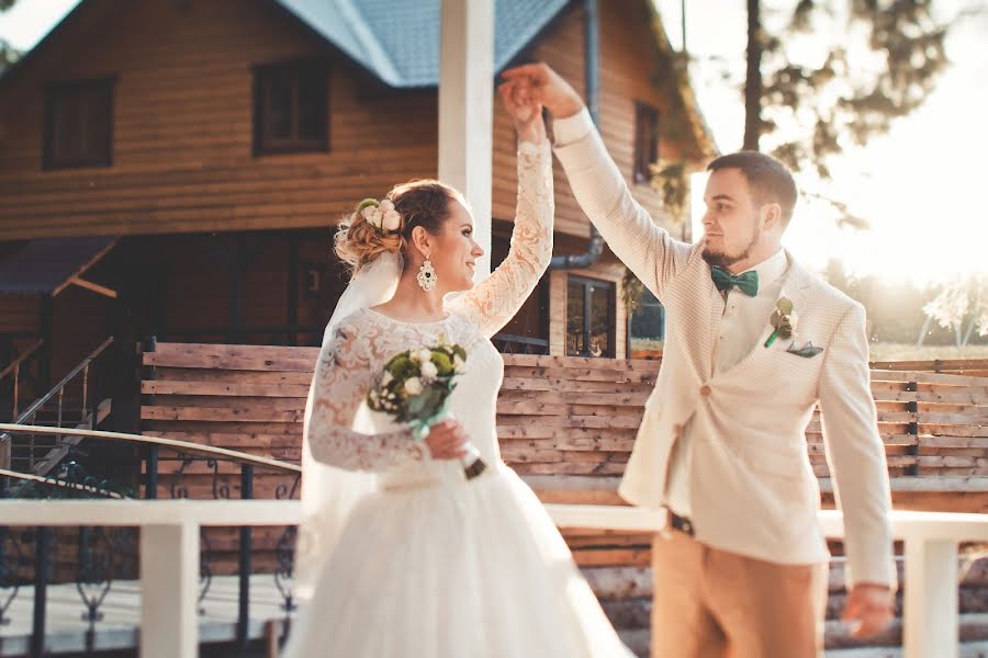 Wedding photographer Olesya Kulinchik (lesyalynch). Photo of 27 November 2016