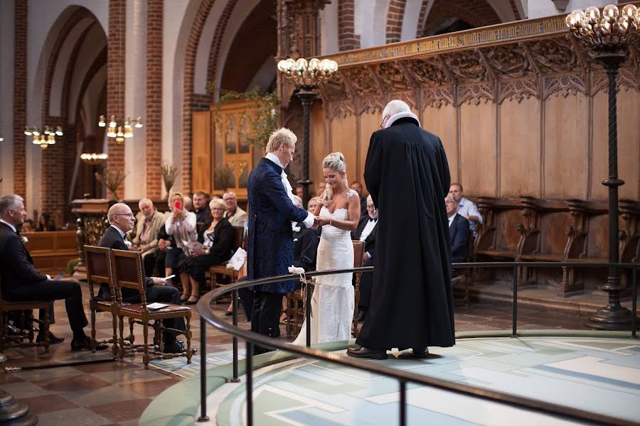 婚礼摄影师Flemming Patulski Nielsen（flemmingnielsen）。2019 3月30日的照片
