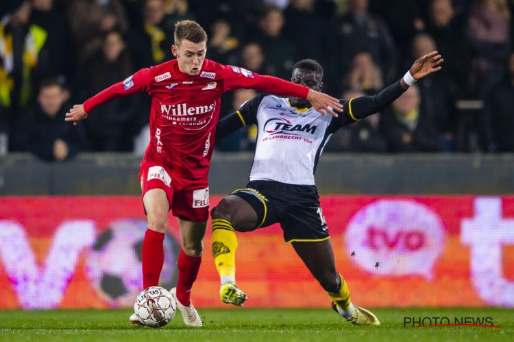 OFFICIEEL: Lokeren laat talentvolle verdediger na een seizoen opnieuw vertrekken 