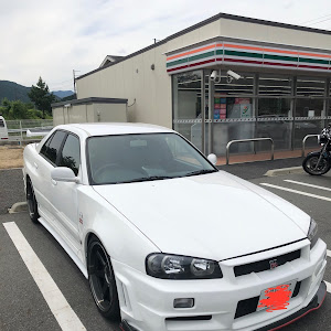 スカイライン ENR34