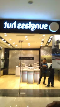 Sunglass Hut photo 3