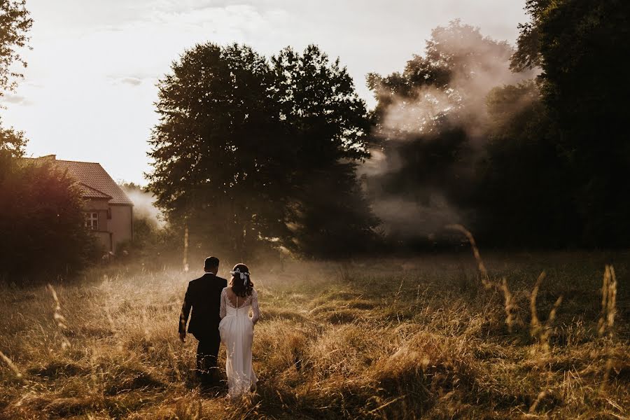 Photographe de mariage Marta Kaczmarek (mkfotografia97). Photo du 18 septembre 2021