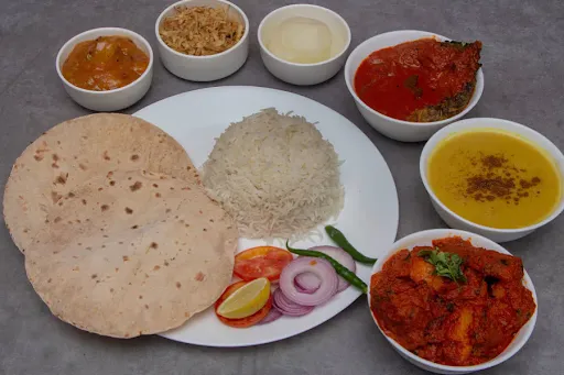 Jhibhe Jal Fish Thali (Non-Veg)