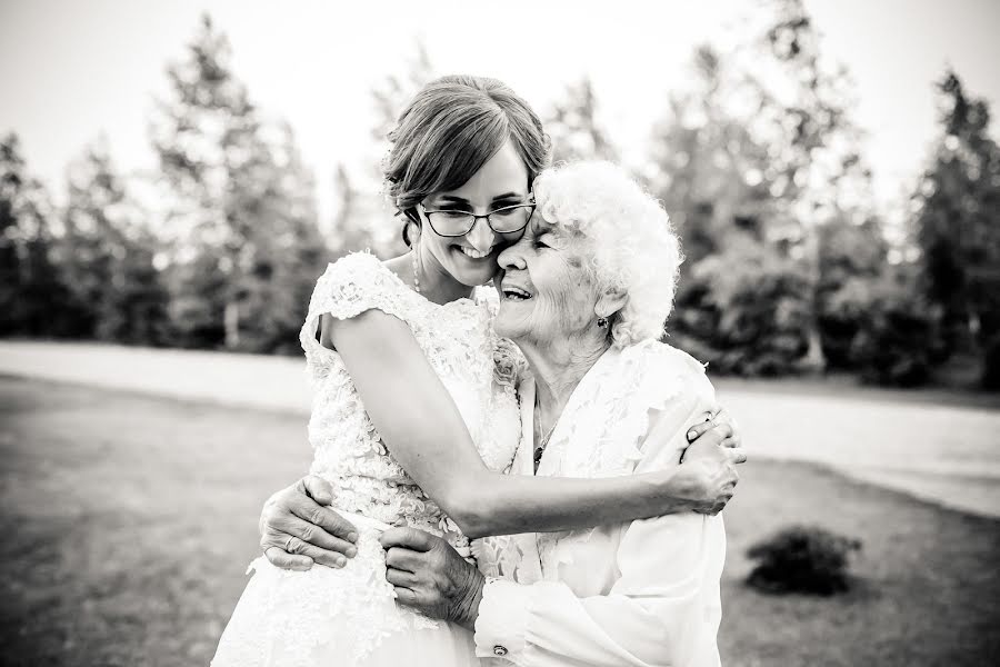 Wedding photographer Eglė Gendrėnaitė (eglegend). Photo of 18 October 2017