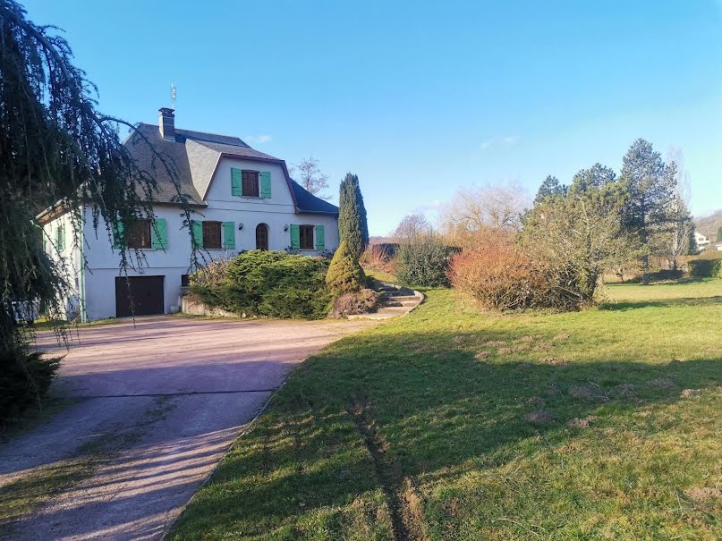 Vente maison 6 pièces 181 m² à Saint-Sernin-du-Bois (71200), 265 000 €